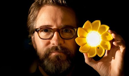 Olafur Eliasson with his Little Sun design.