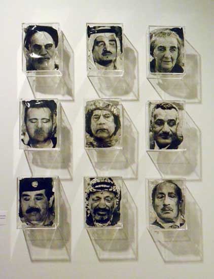"22 Les Icones Sont Fatiguees" by Yves Hayat.
