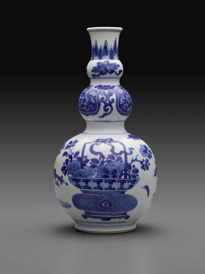 Chinese, Qing Dynasty (1644-1912), Triple Gourd Vase (one of pair), 1662-1722. Porcelain, blue and white, 9 15/16 x 5 1/4 inches. The Frick Collection, New York (1965.8.121). 