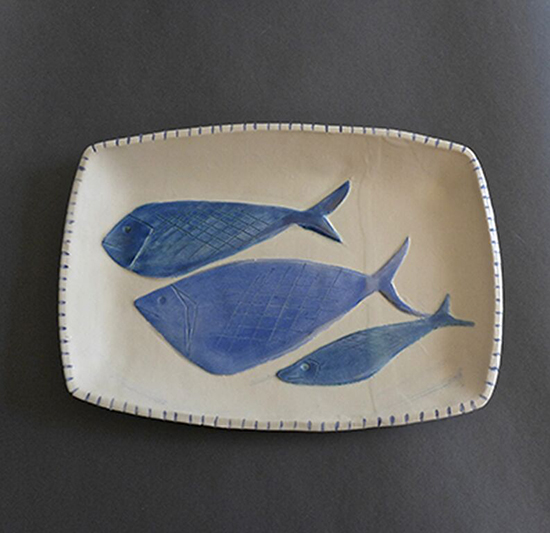 "Fish Plate" by Megan Hergrueter, 2015. Stoneware, 14 x 11 inches. 