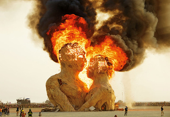 Photo from “Art of Burning Man” by photographer NK Guy. Published by Taschen. 