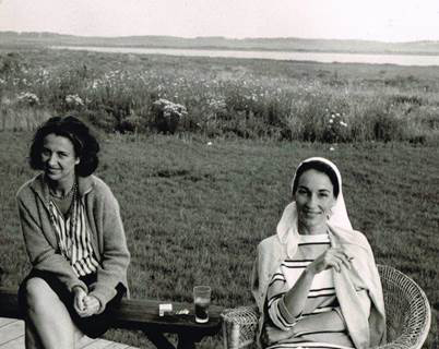 Jane Freilicher and Jane Wilson, Water Mill, New York, July, 1962. Photograph by John Jonas Gruen.