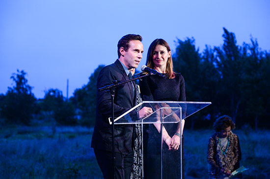 Remarks by Alessandro Nivola and Emily Mortimer. Photo: Joe Schildhorn for BFA.com. Courtesy of the Parrish Art Museum. 
