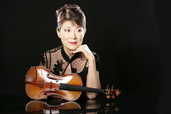 Violinist Junko Ohtsu. Courtesy Southampton Cultural Center. 
