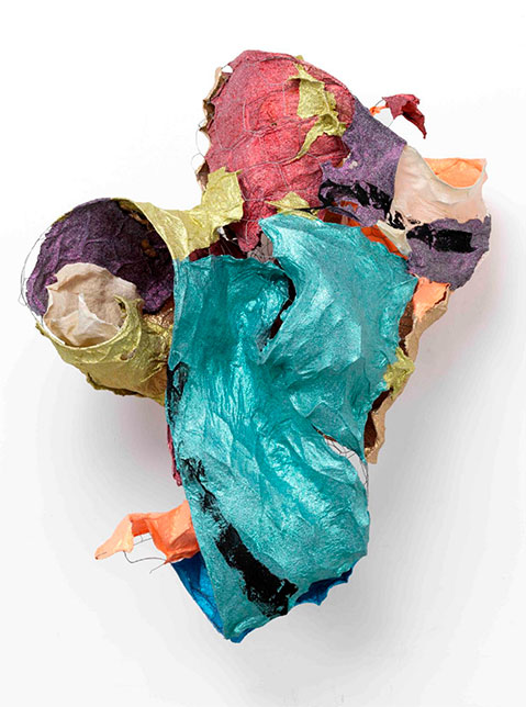"Lure" by Lynda Benglis, 2016. Handmade paper over chicken wire, cast glitter on handmade paper, ground coal with matte medium, 36 x 26 x 19 inches.