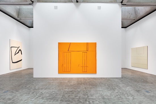 "Open No. 97: The Spanish House" by Robert Motherwell, 1969, installed in "Sheer Presence: Monumental Paintings by Robert Motherwell" at Kasmin Gallery. © 2019 Dedalus Foundation, Inc. / Licensed by VAGA at Artists Rights Society (ARS), NY. Photography by Diego Flores. Courtesy of Kasmin Gallery.