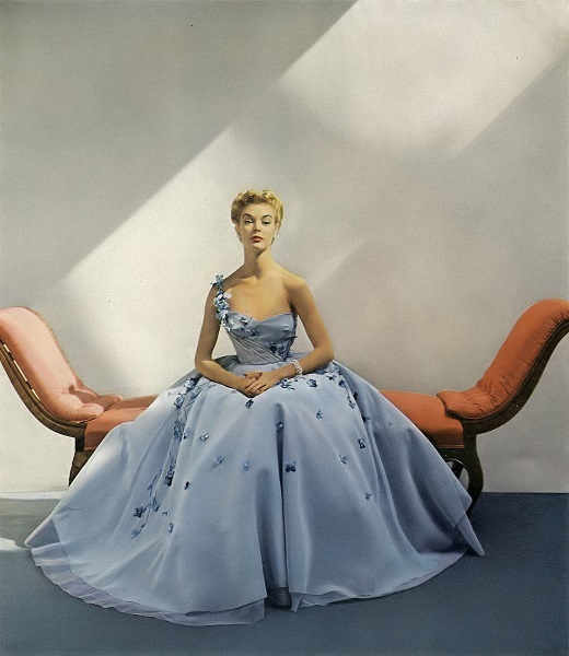 Jean Patchett, Vogue 1952, Hulitar Dress. Courtesy Long Island Museum.
